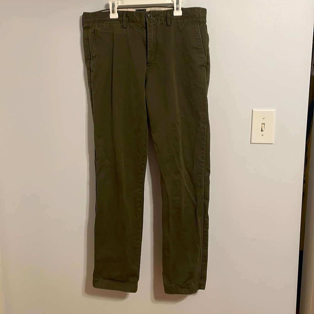 J. Crew - Broken In - Men’s Dark Green Chino - 33x32